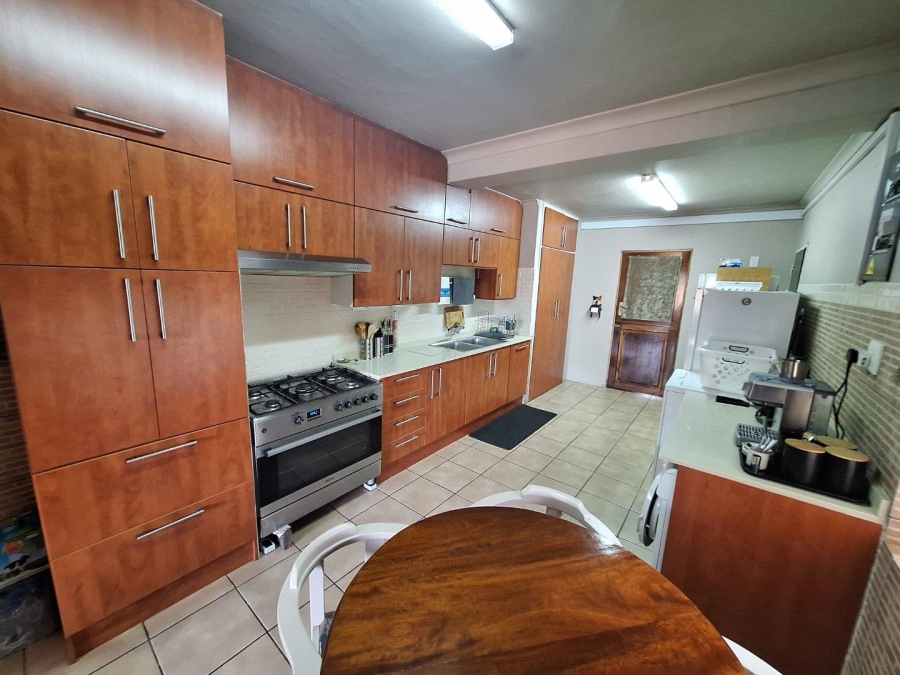 To Let 2 Bedroom Property for Rent in Discovery Gauteng