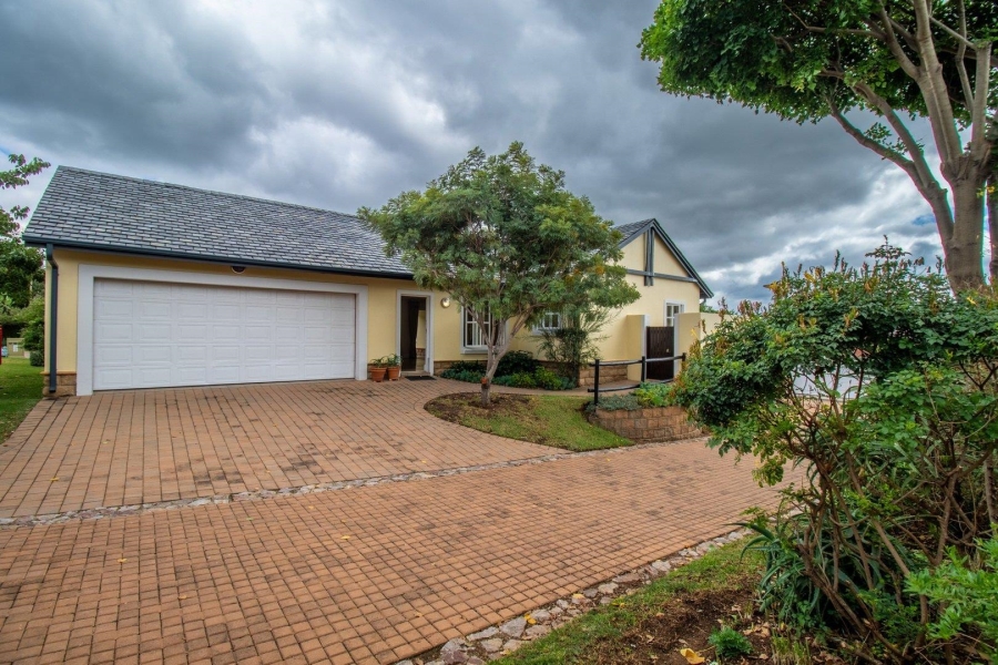 2 Bedroom Property for Sale in Waterfall Hills Mature Lifestyle Estate Gauteng