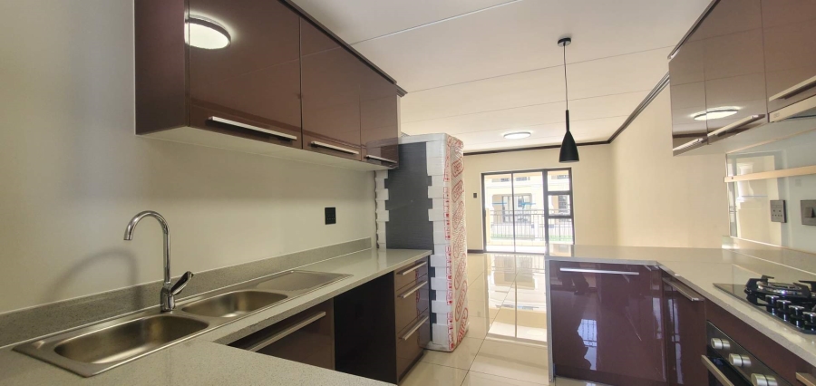 To Let 2 Bedroom Property for Rent in Blue Hills Gauteng