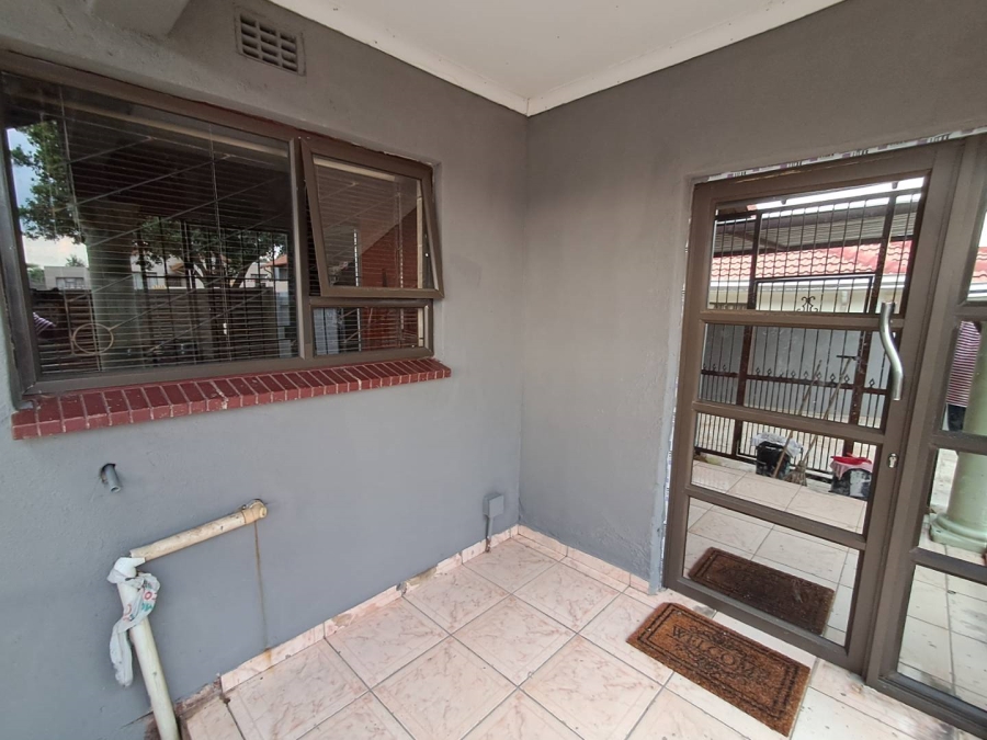 2 Bedroom Property for Sale in Birch Acres Gauteng