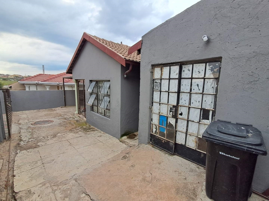 2 Bedroom Property for Sale in Birch Acres Gauteng