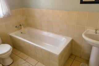 To Let 3 Bedroom Property for Rent in Heatherview Gauteng