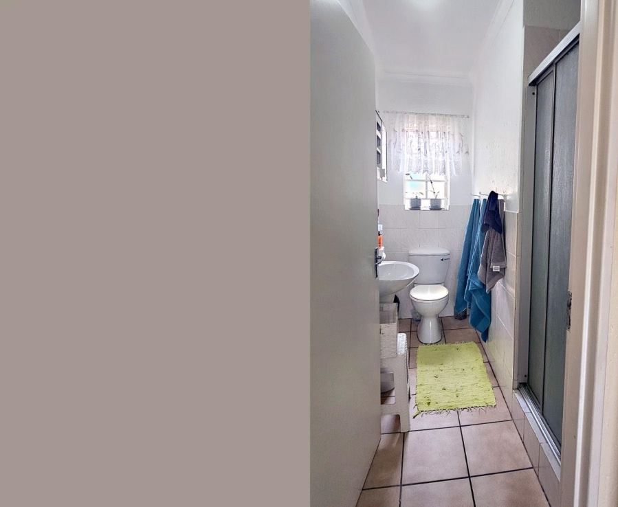 2 Bedroom Property for Sale in Radiokop Gauteng