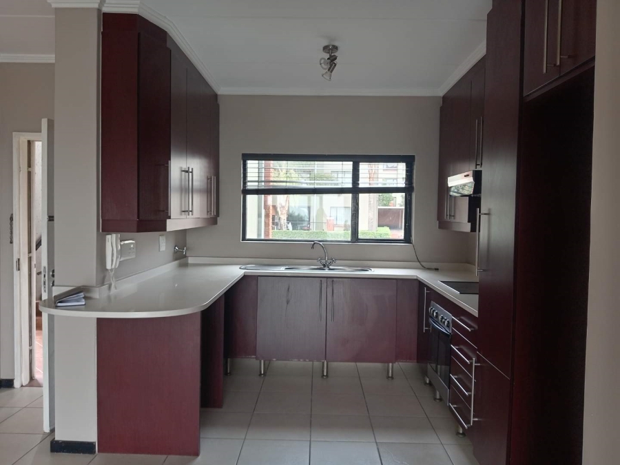 To Let 2 Bedroom Property for Rent in Solheim Gauteng