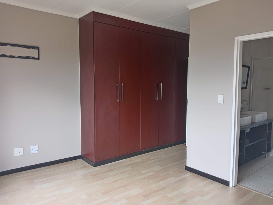 To Let 2 Bedroom Property for Rent in Solheim Gauteng