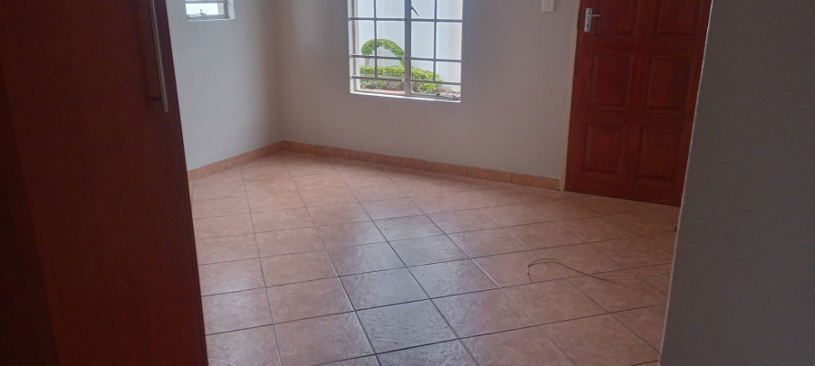 To Let 3 Bedroom Property for Rent in Nellmapius Gauteng