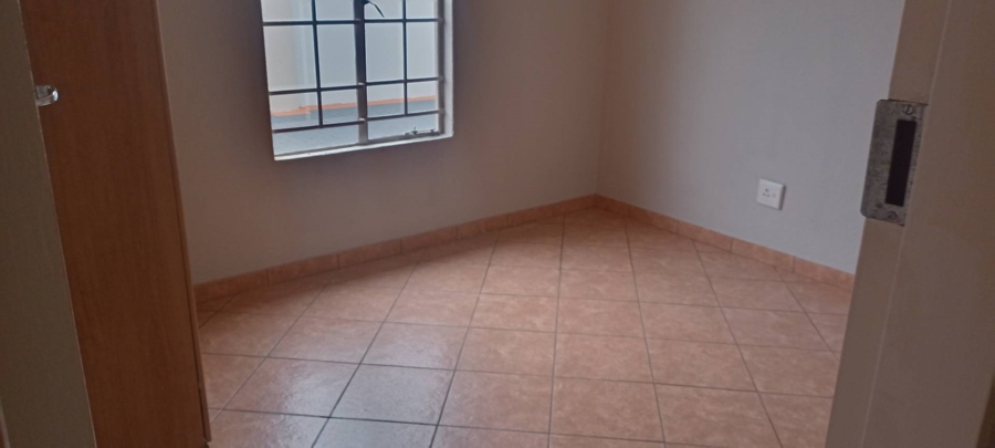 To Let 3 Bedroom Property for Rent in Nellmapius Gauteng