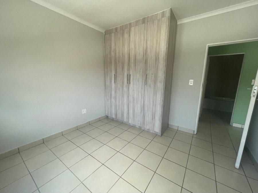 To Let 2 Bedroom Property for Rent in Brentwood Gauteng