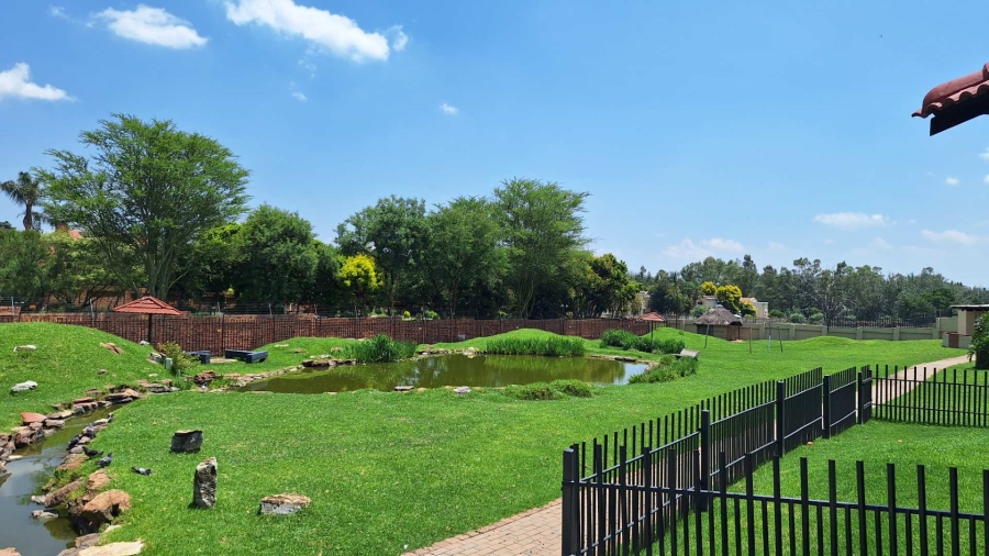 To Let 1 Bedroom Property for Rent in Randpark Ridge Gauteng