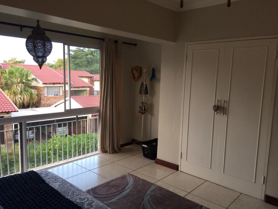 2 Bedroom Property for Sale in Fairland Gauteng