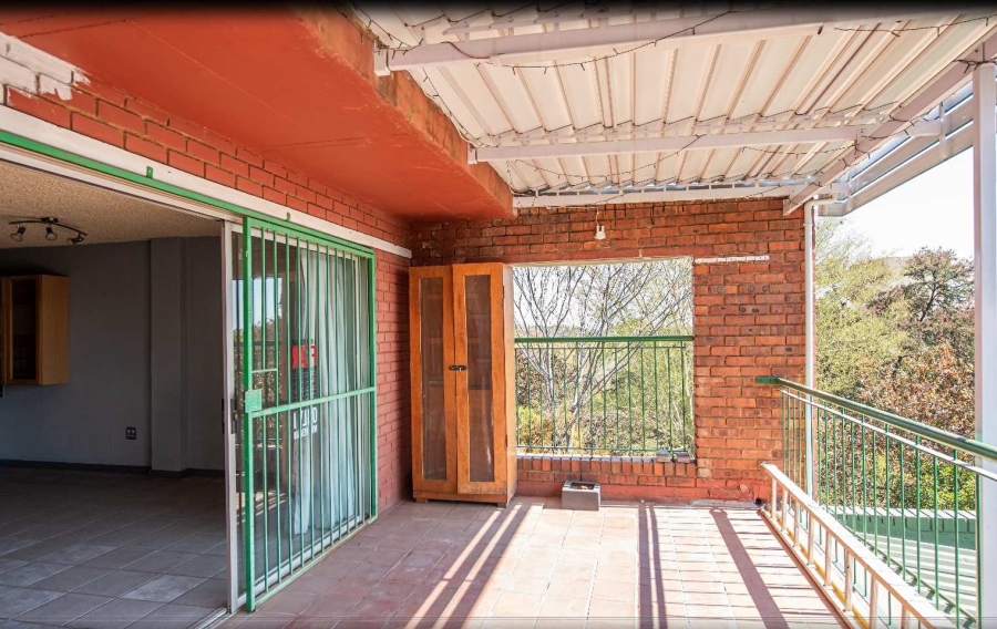 2 Bedroom Property for Sale in Silverton Gauteng