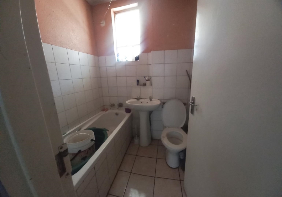 2 Bedroom Property for Sale in Kempton Park Central Gauteng