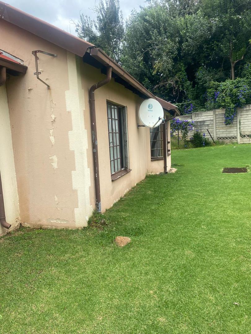 2 Bedroom Property for Sale in Meredale Gauteng