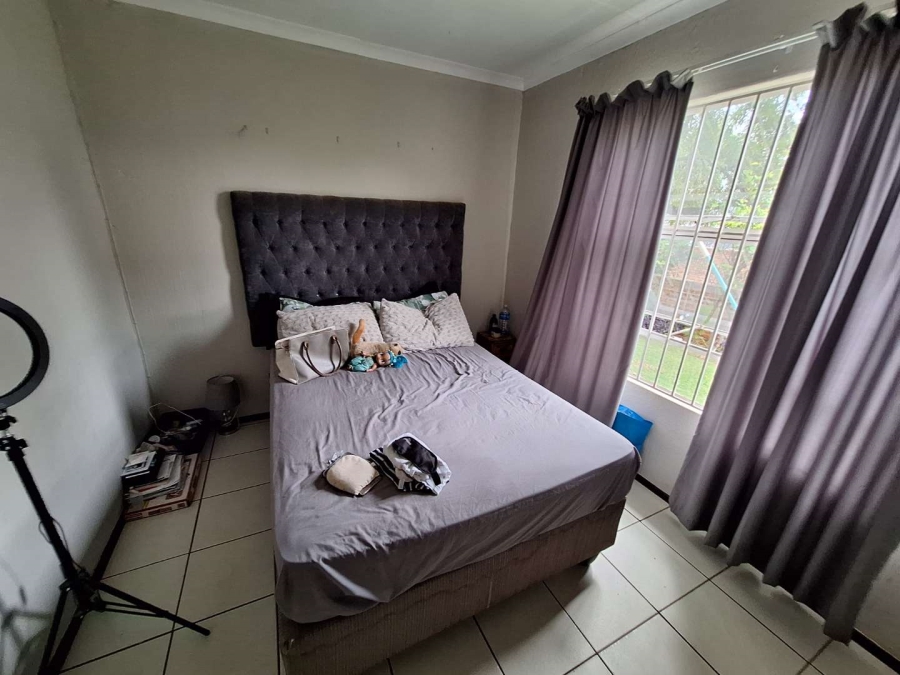 To Let 2 Bedroom Property for Rent in Randburg Gauteng