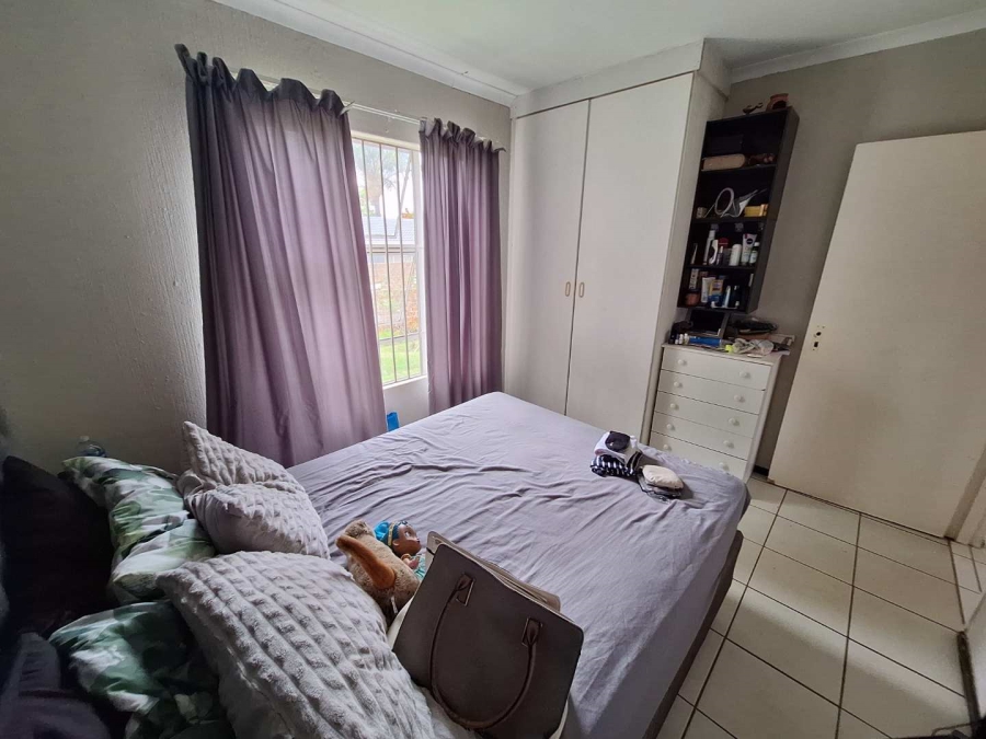 To Let 2 Bedroom Property for Rent in Randburg Gauteng