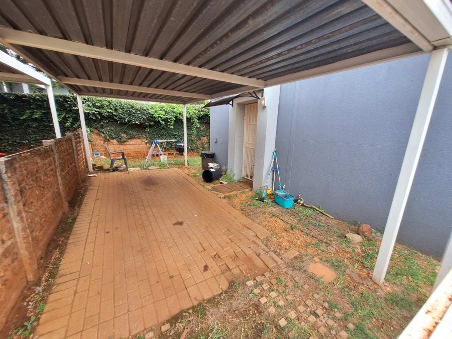 To Let 2 Bedroom Property for Rent in Randburg Gauteng