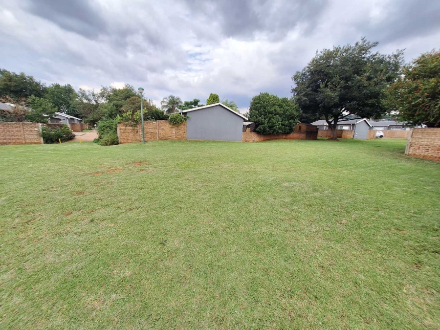 To Let 2 Bedroom Property for Rent in Randburg Gauteng