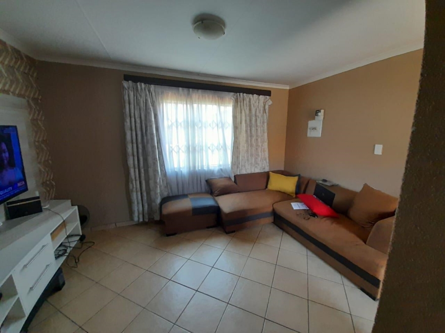 2 Bedroom Property for Sale in Theresa Park Gauteng
