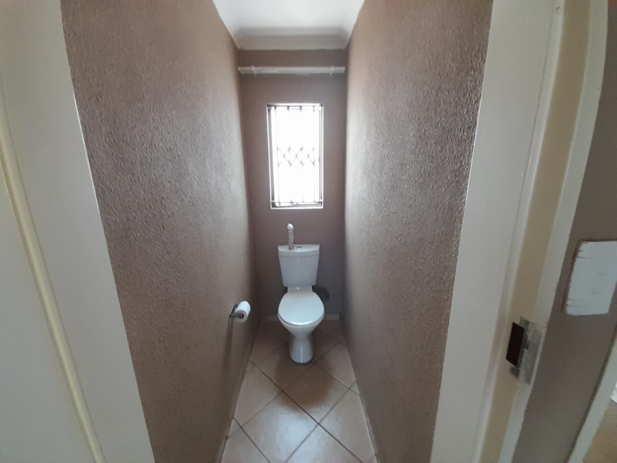 2 Bedroom Property for Sale in Theresa Park Gauteng