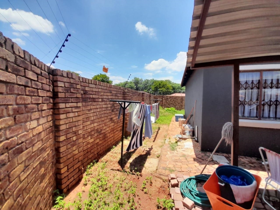 2 Bedroom Property for Sale in Theresa Park Gauteng
