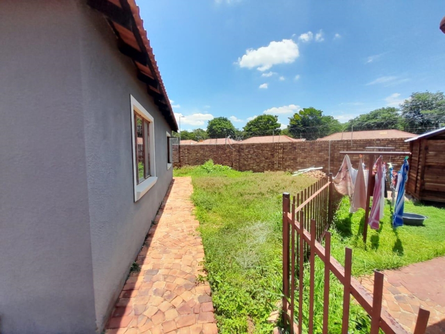 2 Bedroom Property for Sale in Theresa Park Gauteng