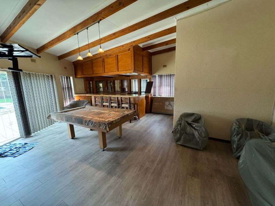 3 Bedroom Property for Sale in Brackendowns Gauteng