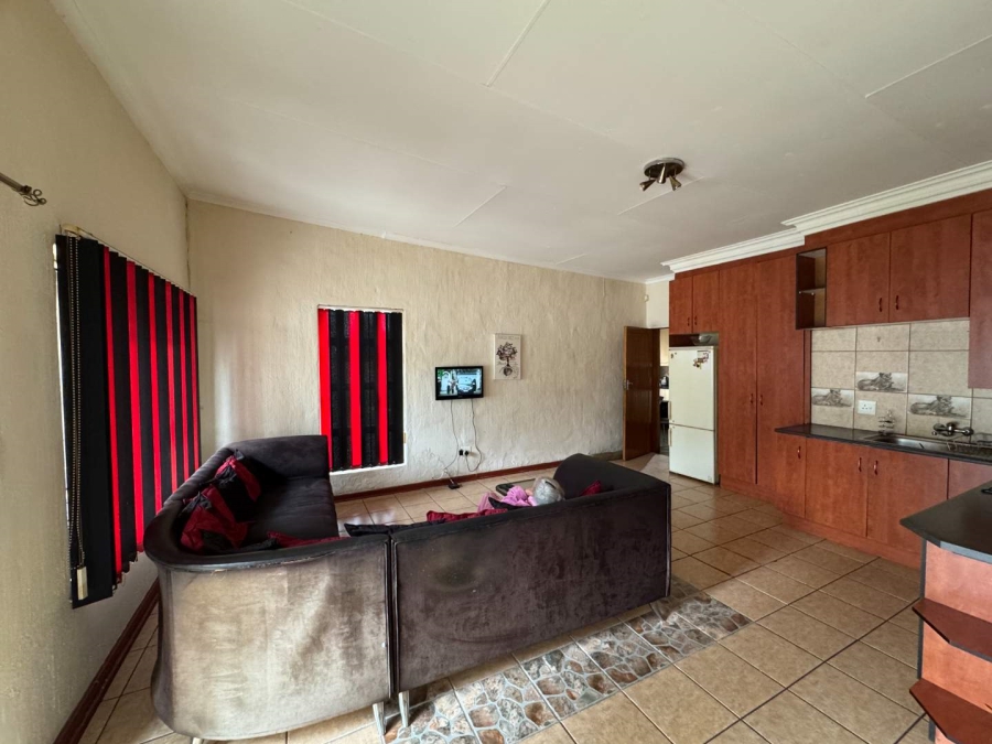 3 Bedroom Property for Sale in Brackendowns Gauteng