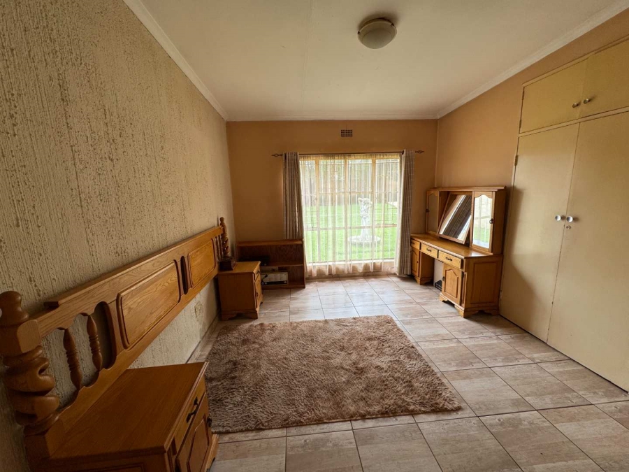 3 Bedroom Property for Sale in Brackendowns Gauteng
