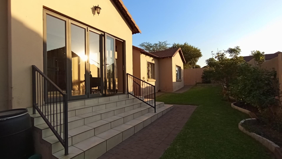 4 Bedroom Property for Sale in Rua Vista Gauteng