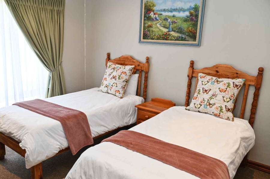 To Let 3 Bedroom Property for Rent in The Wilds Gauteng