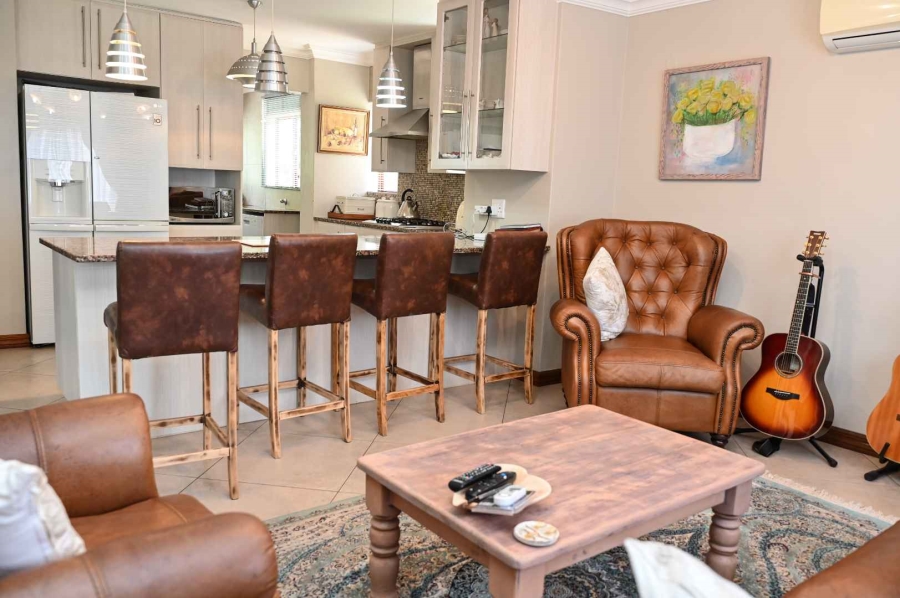 To Let 3 Bedroom Property for Rent in The Wilds Gauteng