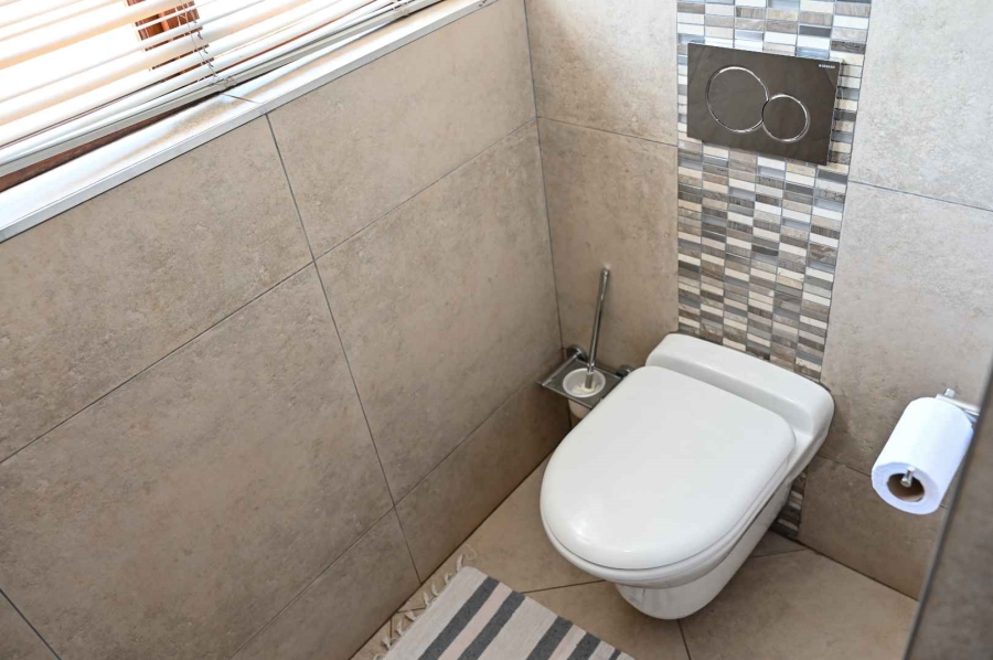 To Let 3 Bedroom Property for Rent in The Wilds Gauteng