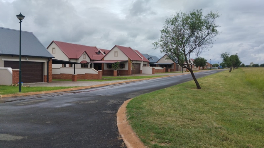 3 Bedroom Property for Sale in Waterlake Farm Lifestyle Estate Gauteng