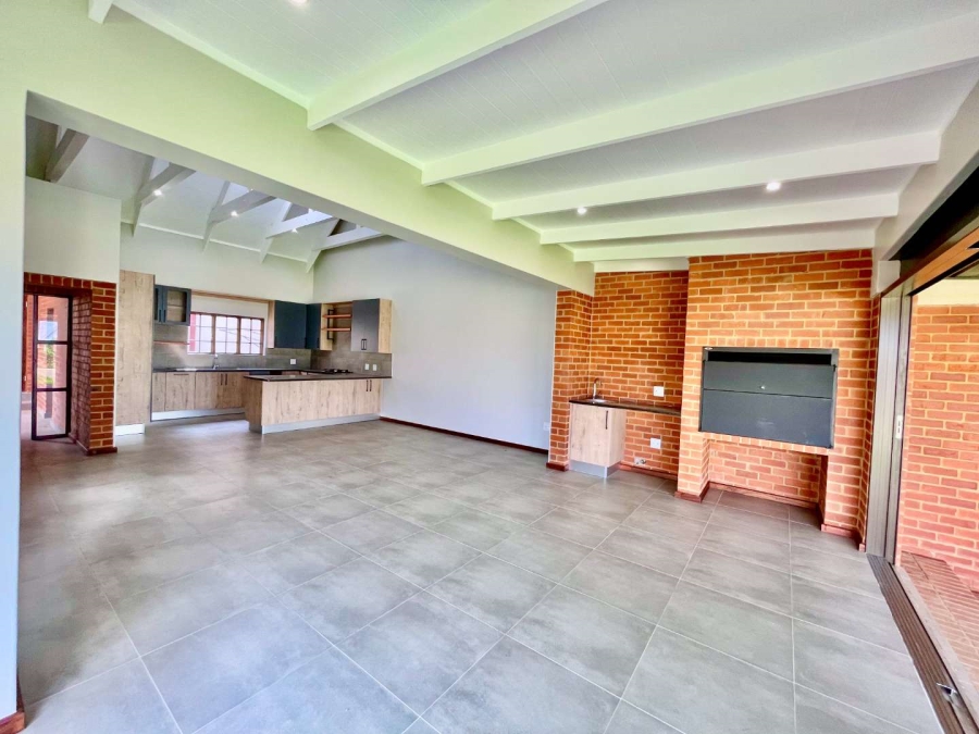 3 Bedroom Property for Sale in Waterlake Farm Lifestyle Estate Gauteng