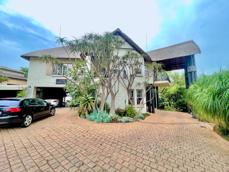 3 Bedroom Property for Sale in Woodhill Estate Gauteng