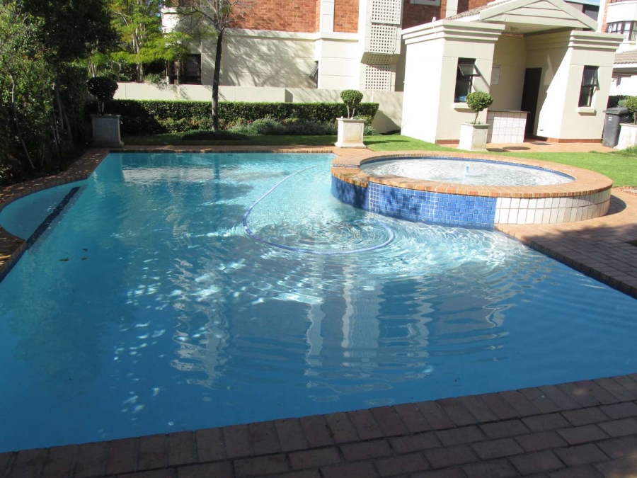 To Let 2 Bedroom Property for Rent in Bryanston Gauteng