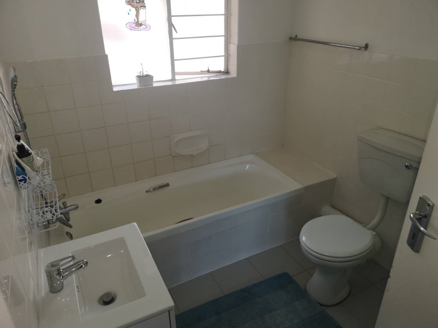 To Let 2 Bedroom Property for Rent in Northwold Gauteng