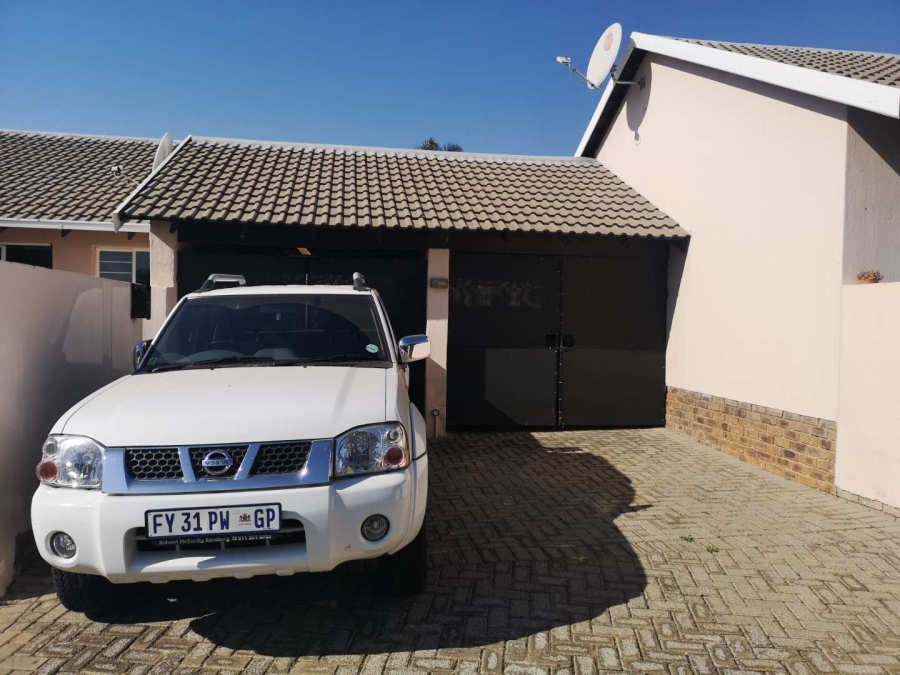 To Let 2 Bedroom Property for Rent in Northwold Gauteng