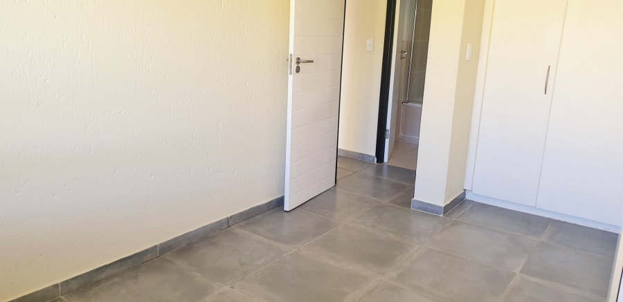 To Let 1 Bedroom Property for Rent in Jackal Creek Golf Estate Gauteng