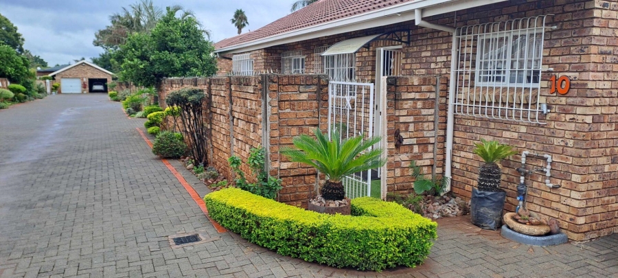 3 Bedroom Property for Sale in Annlin Gauteng