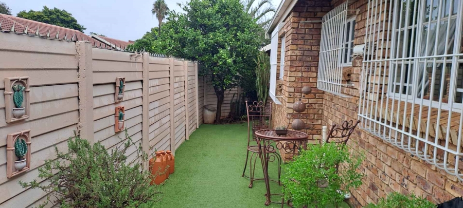 3 Bedroom Property for Sale in Annlin Gauteng