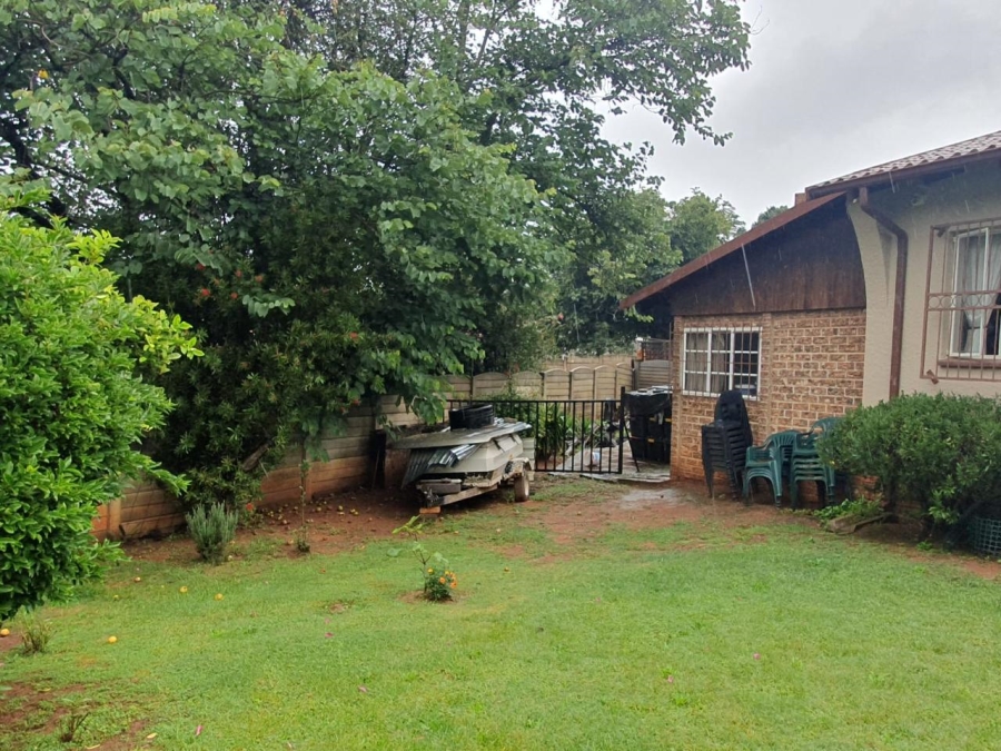 3 Bedroom Property for Sale in Ridgeway Gauteng