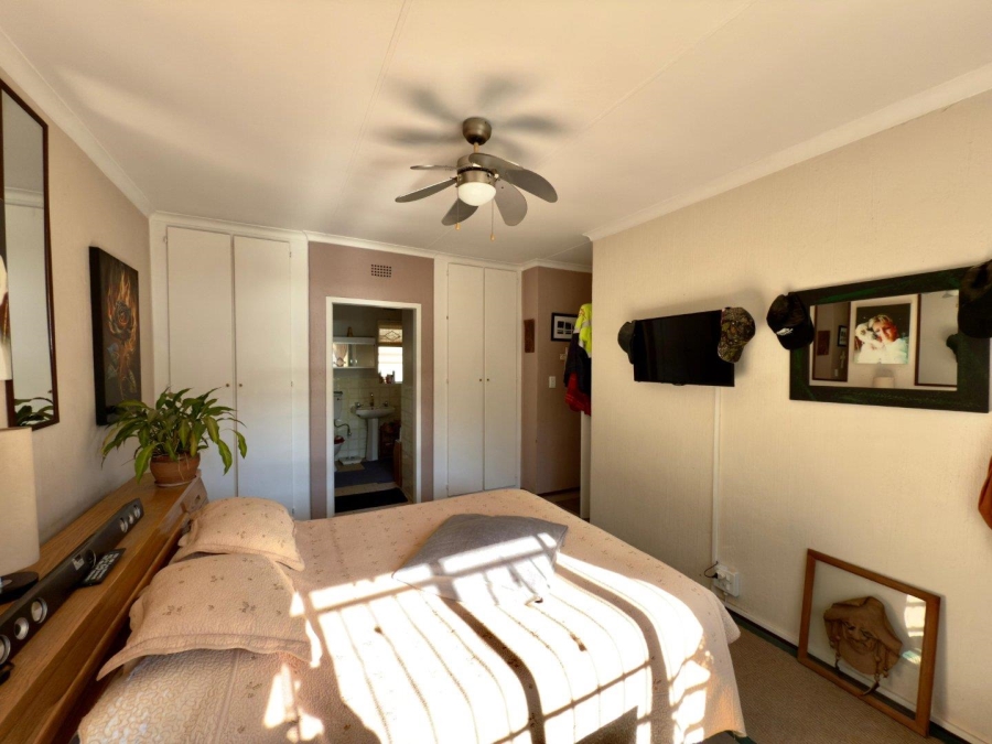 3 Bedroom Property for Sale in Ridgeway Gauteng