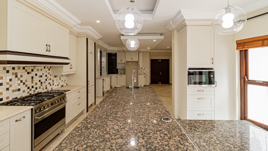 6 Bedroom Property for Sale in Dainfern Golf Estate Gauteng