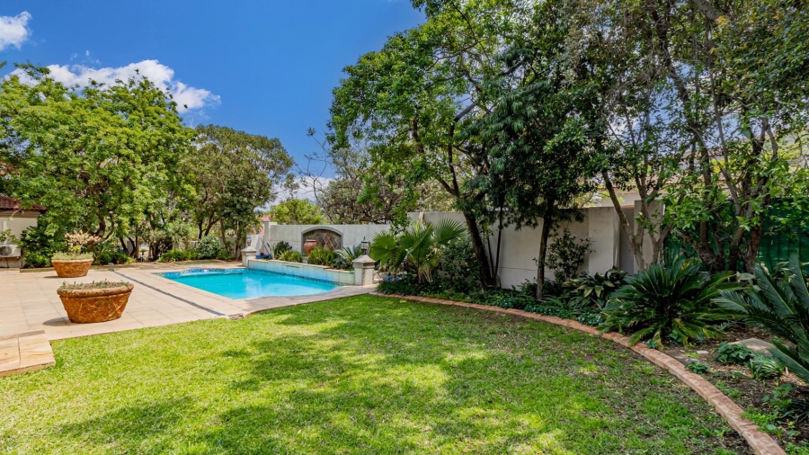 6 Bedroom Property for Sale in Dainfern Golf Estate Gauteng