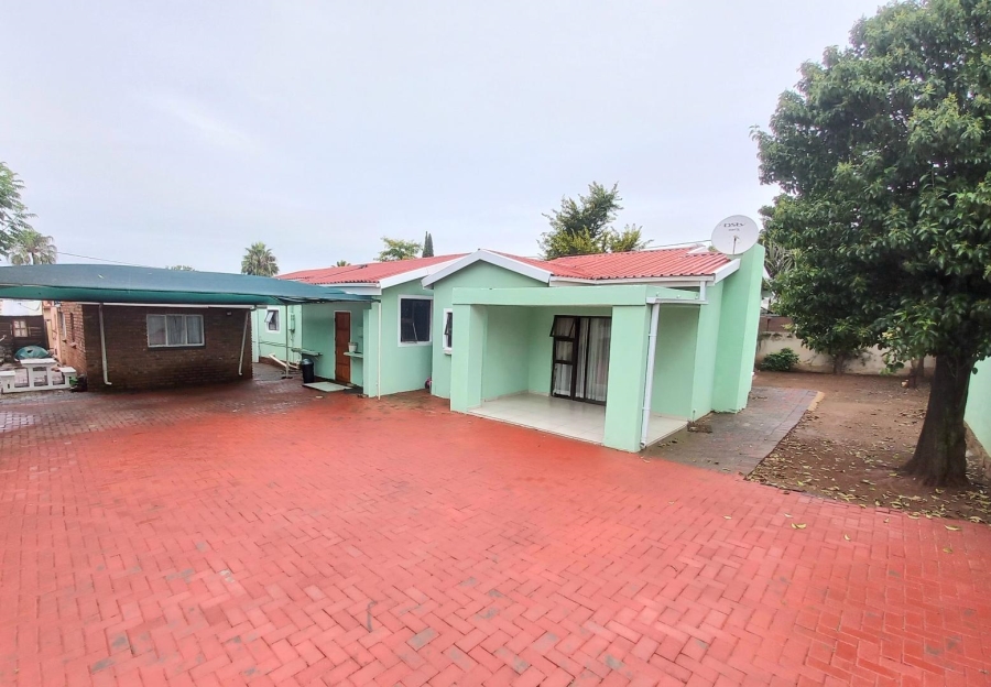 4 Bedroom Property for Sale in Danville Gauteng