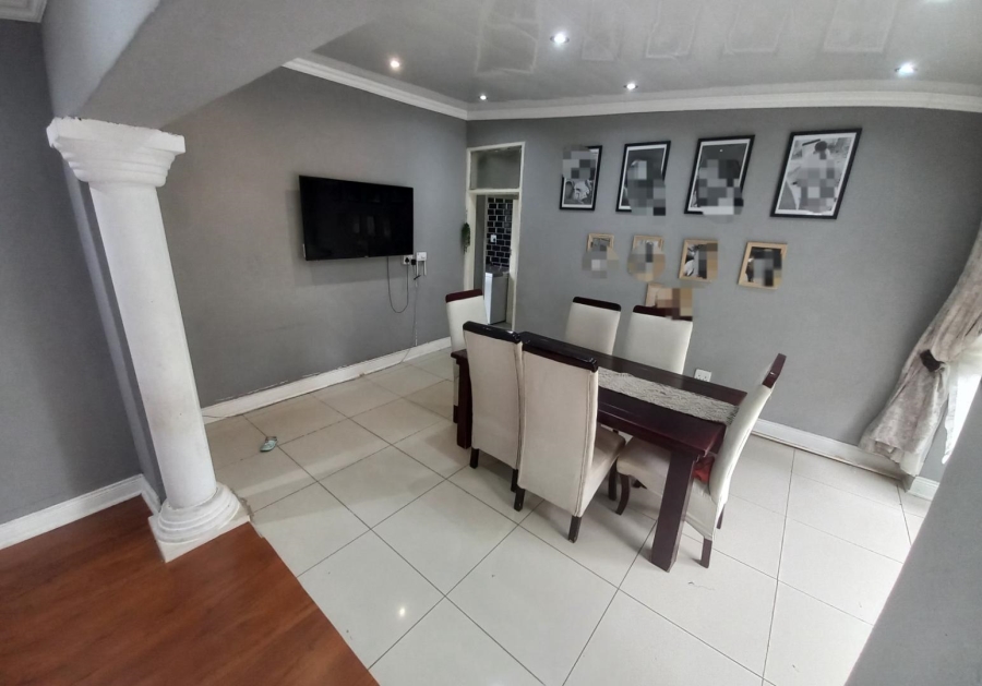 4 Bedroom Property for Sale in Danville Gauteng