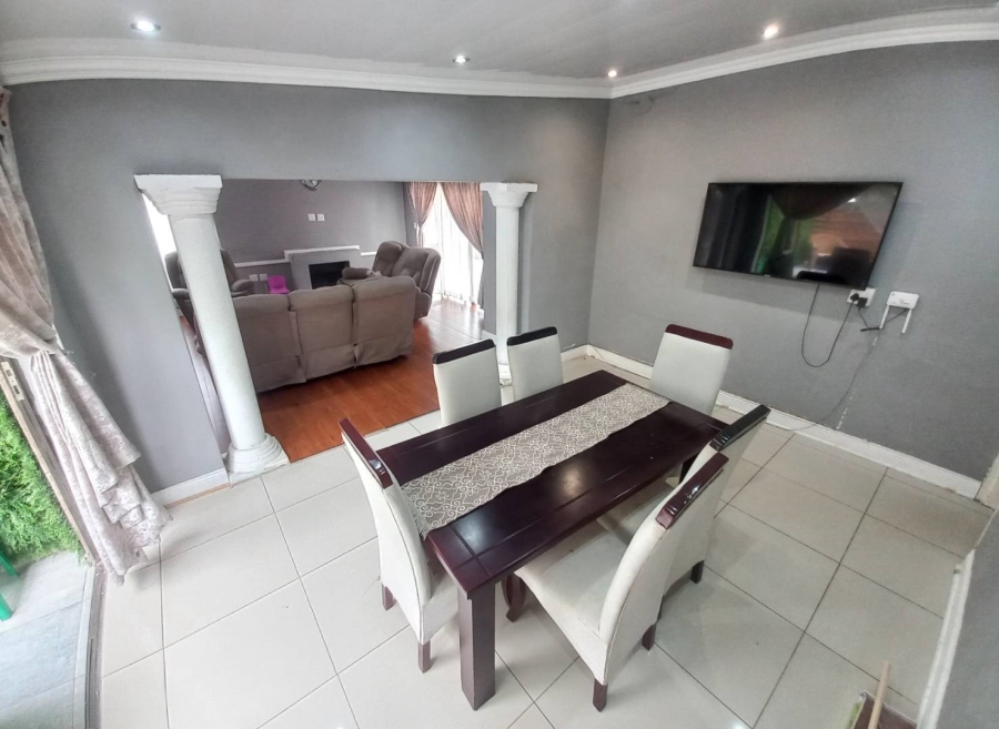 4 Bedroom Property for Sale in Danville Gauteng