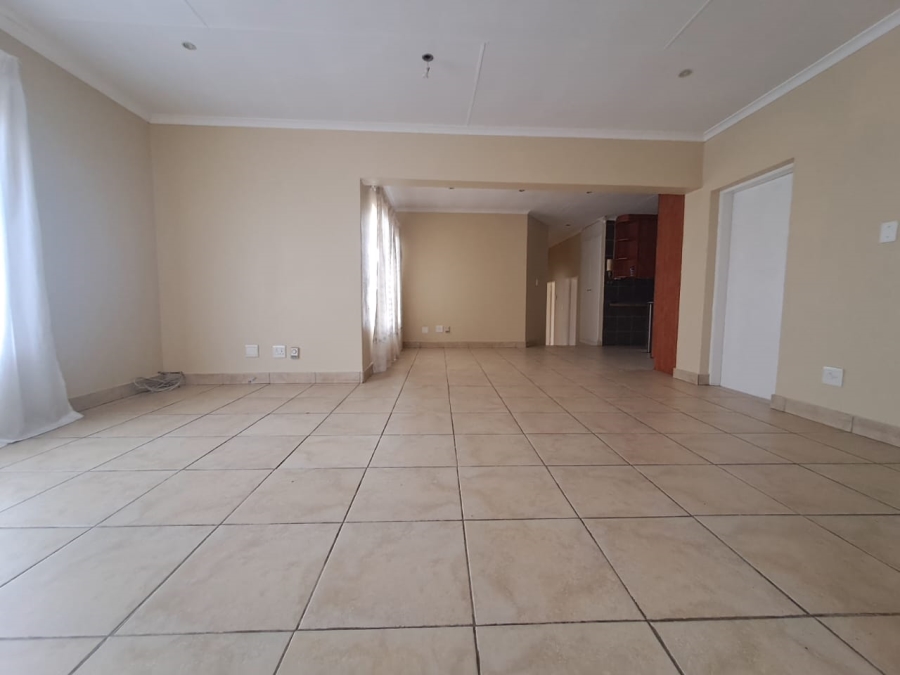 To Let 3 Bedroom Property for Rent in Highveld Gauteng