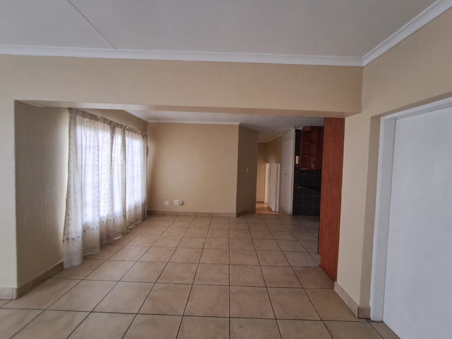 To Let 3 Bedroom Property for Rent in Highveld Gauteng